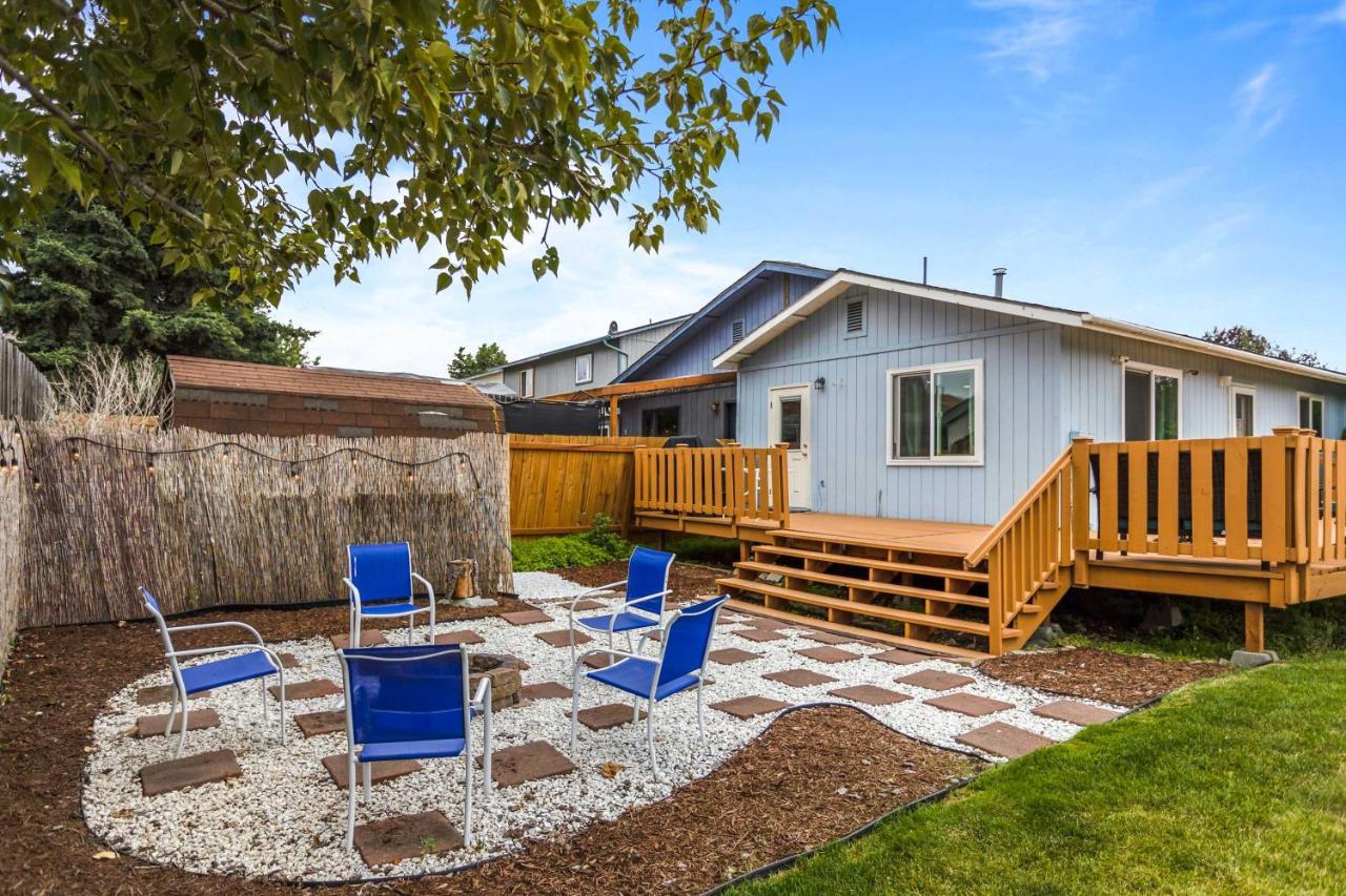 Updated Townhome Near Airport And Shopping! アンカレッジ エクステリア 写真